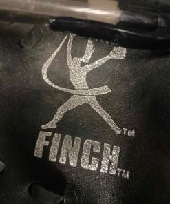 ELEVATESPORTING Mizuno Jenny Finch Size 10