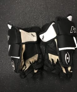 ELEVATESPORTING Used Harrow 300 GS Black/White Sr Size 14.5 Hockey Gloves