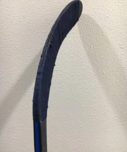 ELEVATESPORTING Used True A4.5 RH TC4 Youth 40 Flex Hockey Stick Hockey Sticks