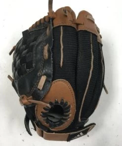 ELEVATESPORTING Adidas TS 9500 Size 9.5