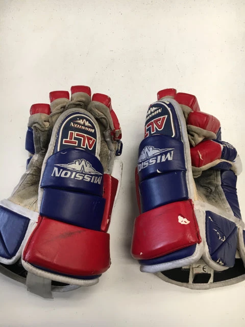 ELEVATESPORTING Mission M-1 Blue/Red/White Size 14" Used Hockey Gloves 4 ELEVATESPORTING Mission M-1 Blue/Red/White Size 14" Used Hockey Gloves